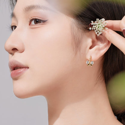 [Elitejewels]Exquisite Earrings With Heart-Shaped Bow Design