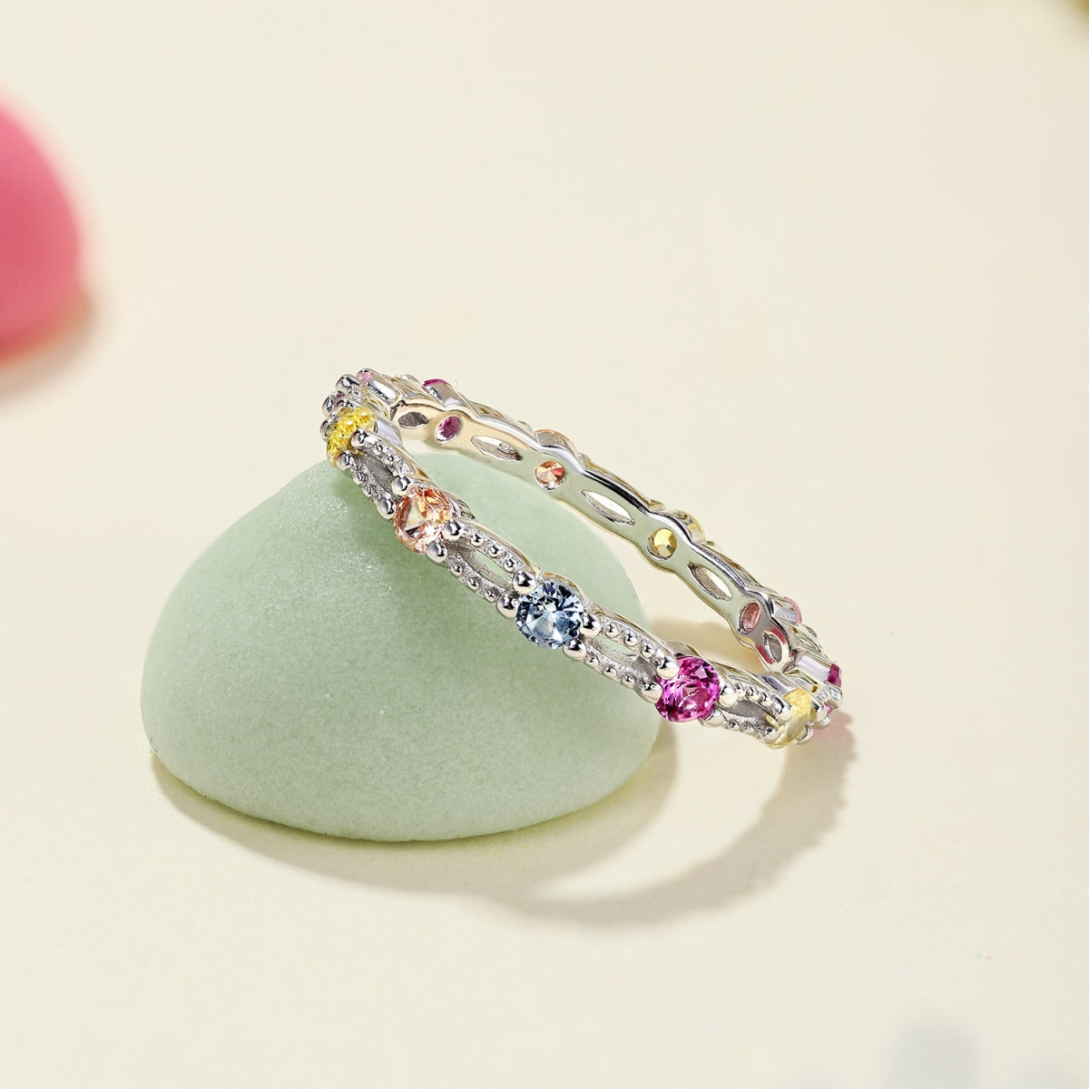 [Everoly JW] Funkelnder, farbenfroher Tennisring mit Rundschliff