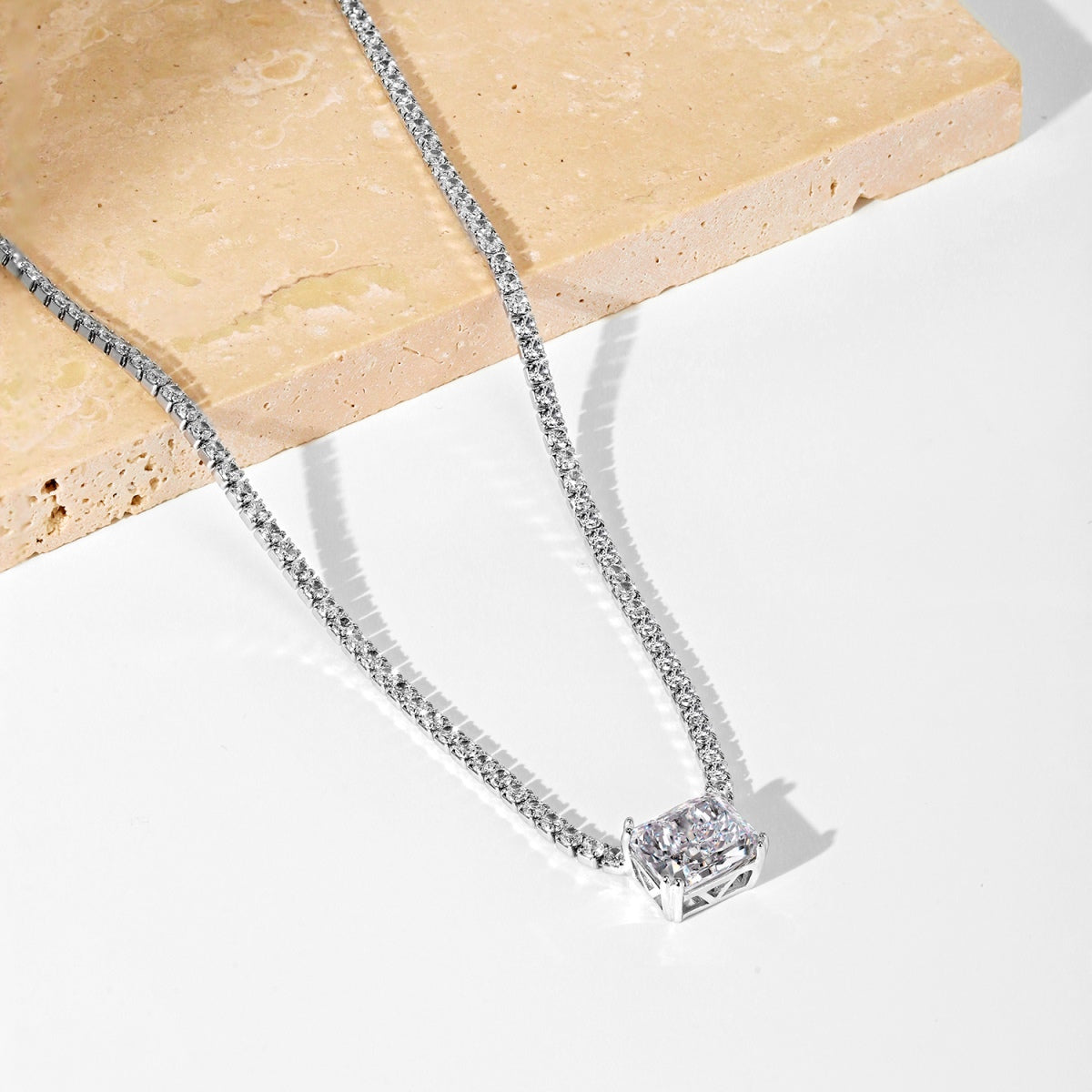 [Everoly JW]4,0 Karat Elegante Halskette im Radiantschliff