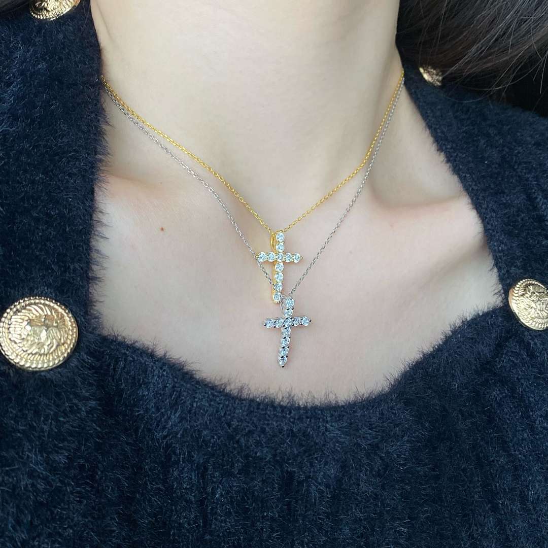 [Elitejewels]Unique Cross Shape Necklace