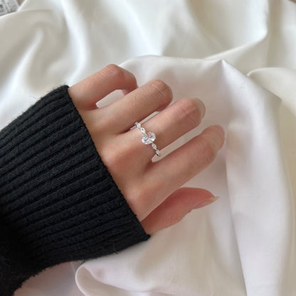[Everoly JW]0,75 Karat luxuriöser, lebendiger, länglicher Kissenschliff-Tagesring