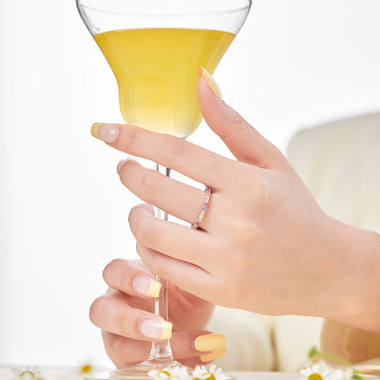 [Everoly JW]Eleganter, lebendiger Alltagsring mit rundem Schliff