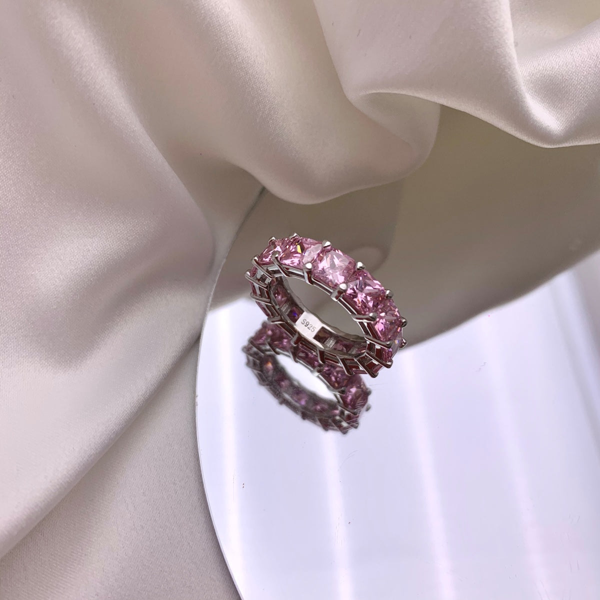 [Everoly JW]Elegant Princess Cut Tennis Ring