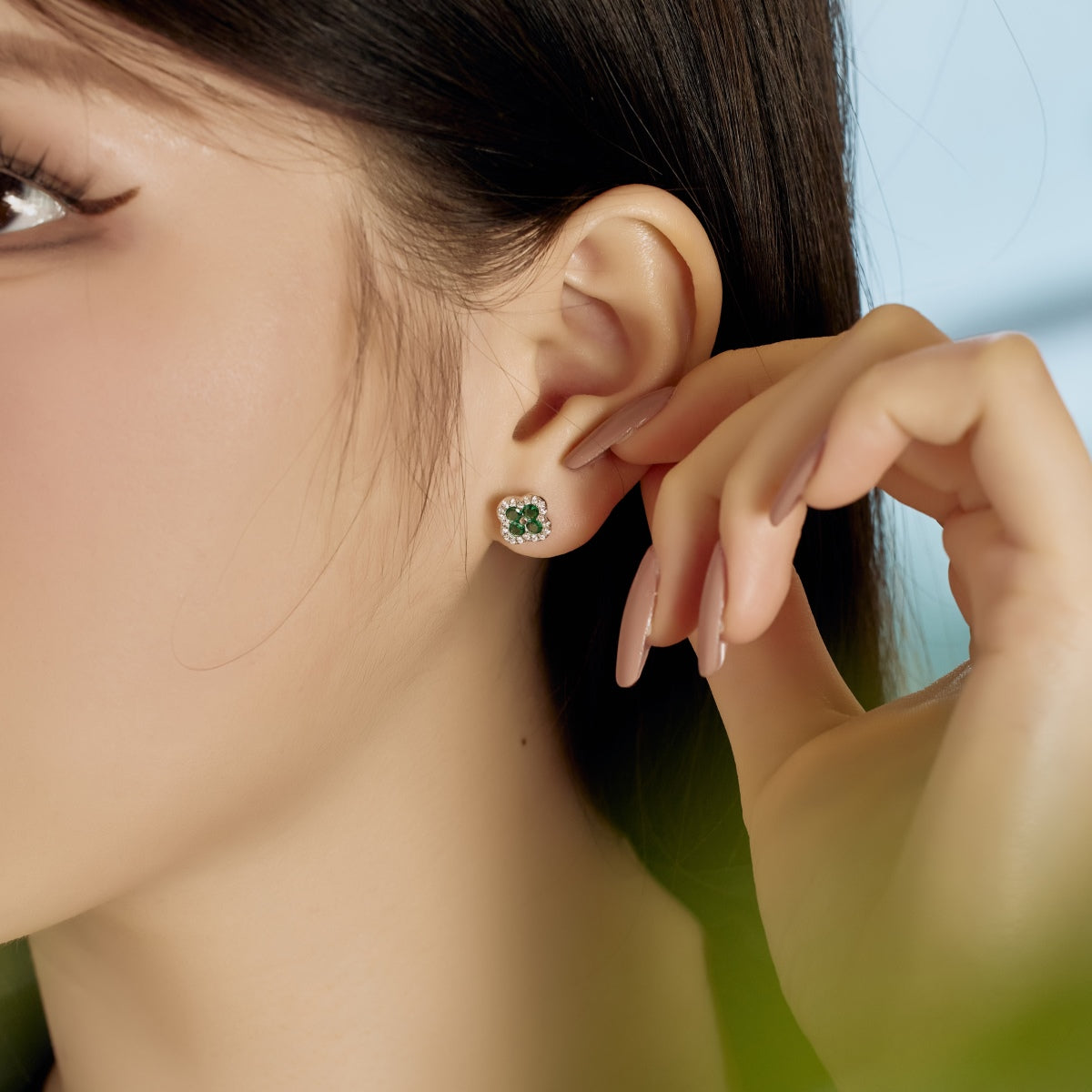 [Elitejewels]Four-Leaf Clover Flower Shaped Earrings