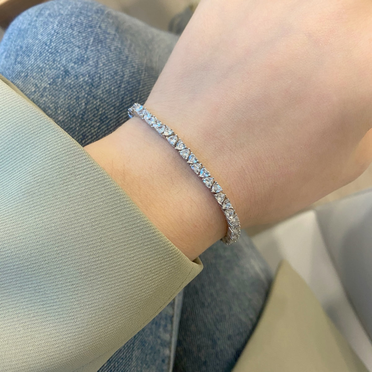[Everoly JW]Schillerndes romantisches Armband in Herzform für Liebhaber