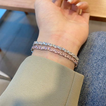 [Everoly JW]Schillerndes romantisches Armband in Herzform für Liebhaber