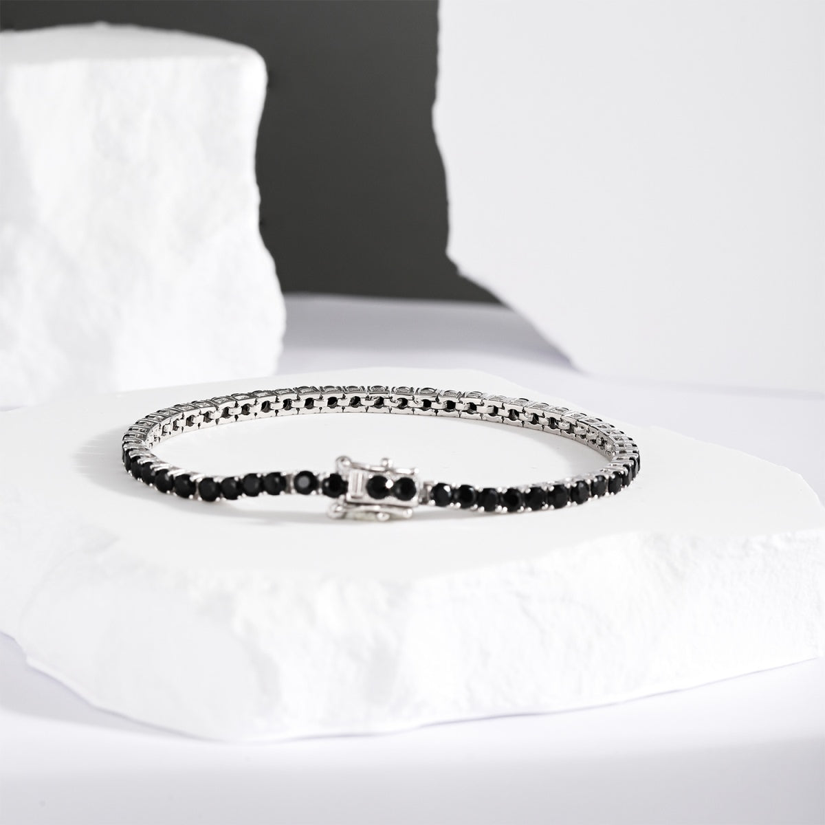 [Everoly JW] Strahlend buntes Party-Armband im Rundschliff