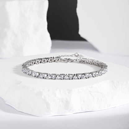 [Everoly JW]Schillerndes romantisches Armband in Herzform für Liebhaber