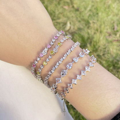 [Everoly JW]Schillerndes romantisches Armband in Herzform für Liebhaber
