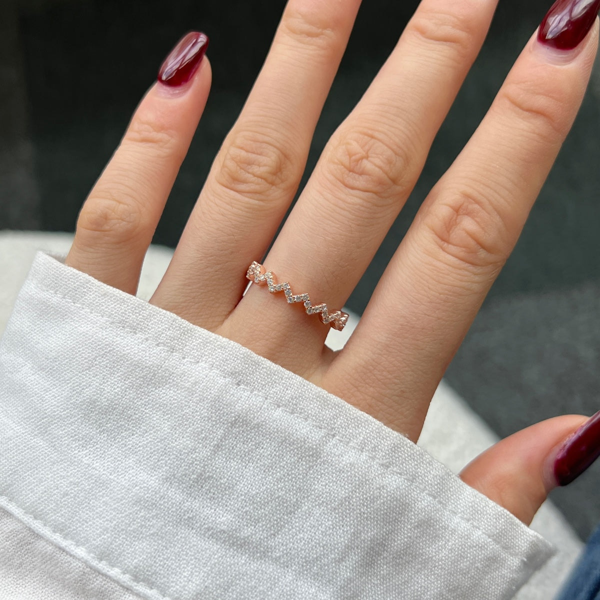 [Everoly JW]Delicate Enchanting Wave Shape Daily Ring