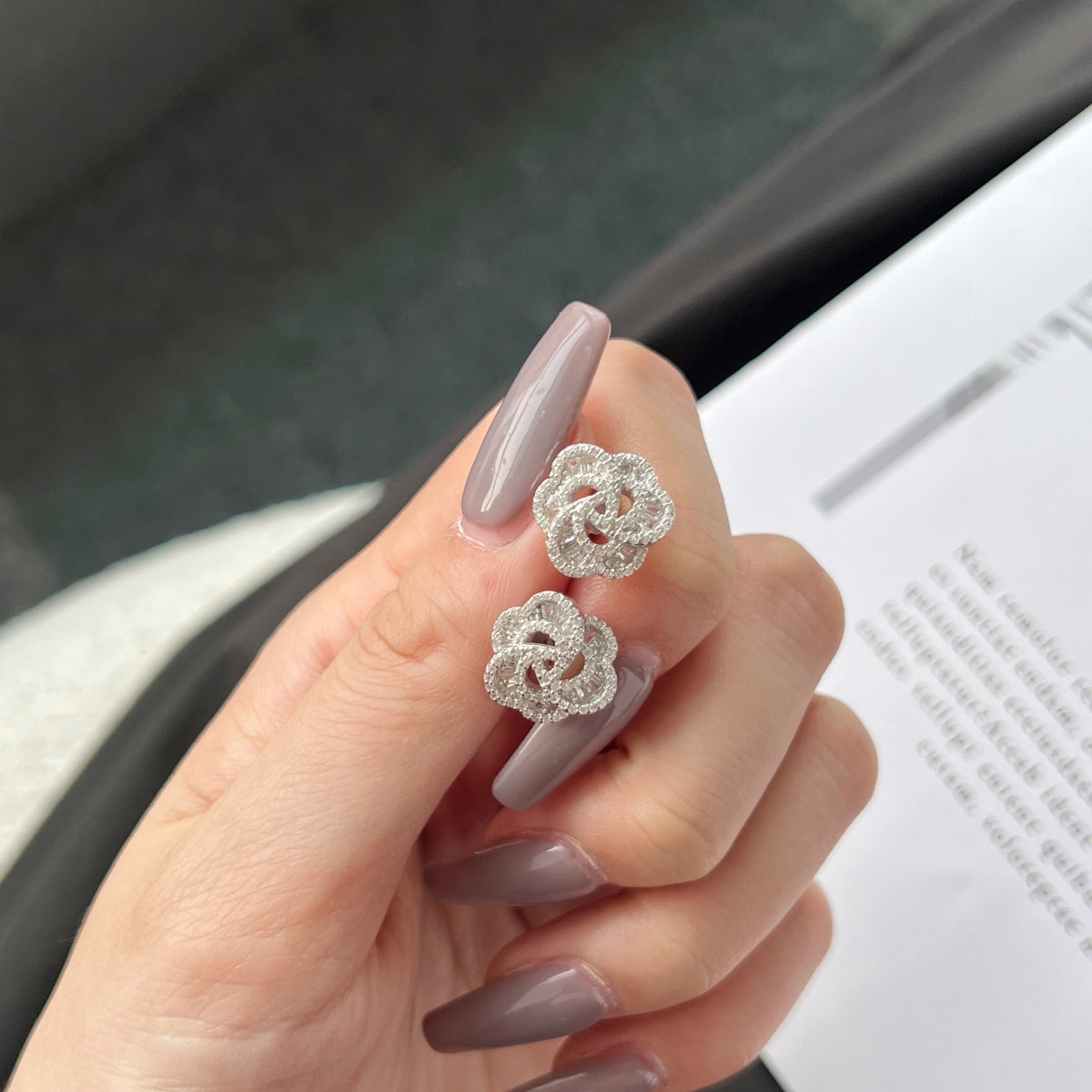 [Everoly JW]Exquisite Blumenform Tägliche Ohrringe