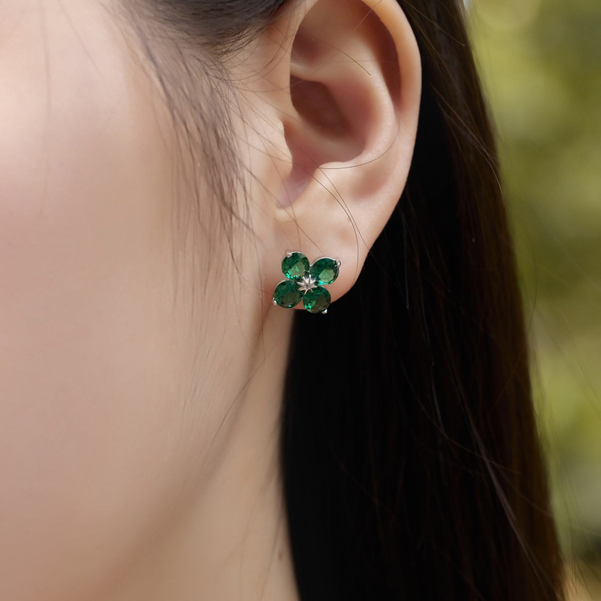 [Elitejewels]Four-Leaf Clover Eight-Pointed Star Earrings