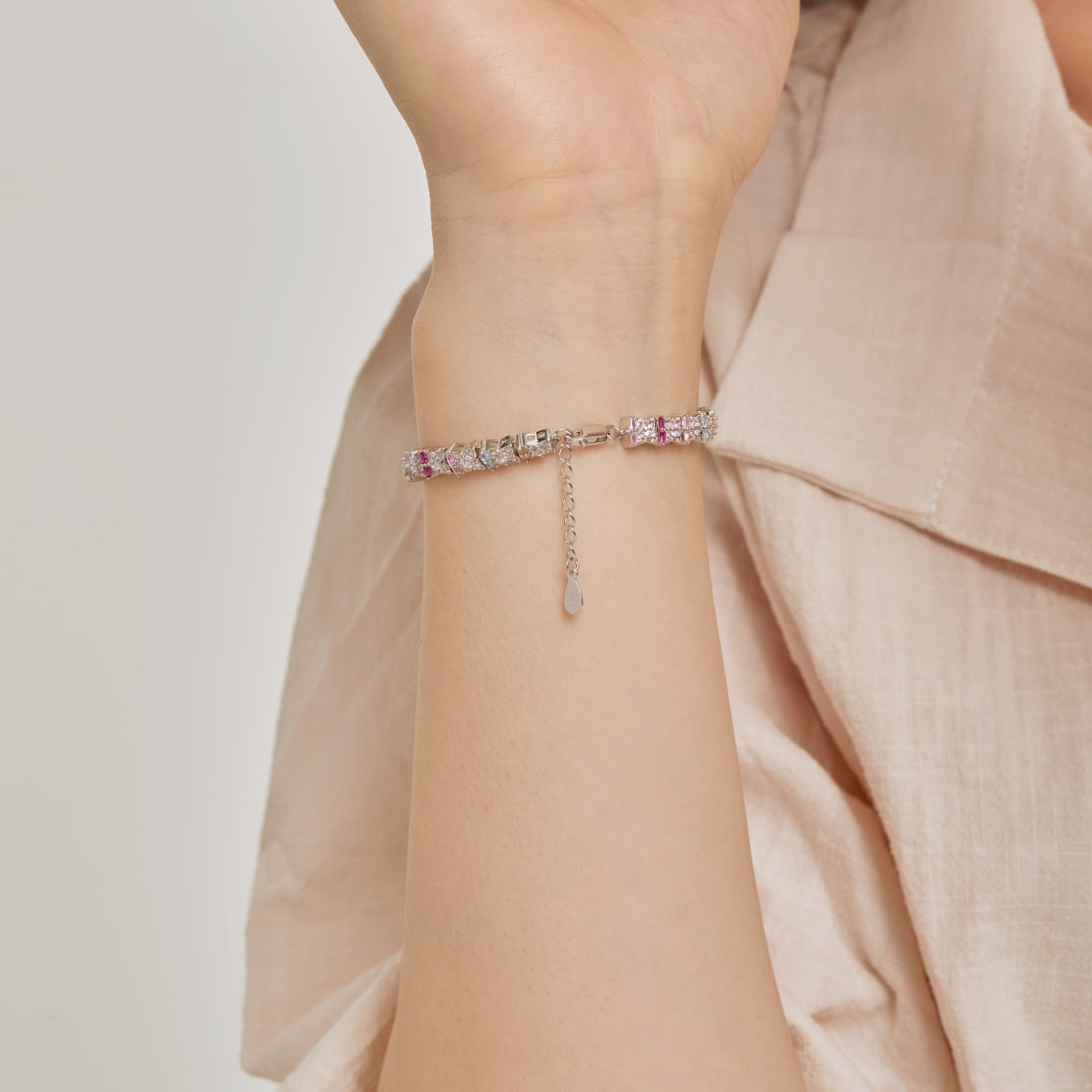 [Everoly JW] Einzigartiges buntes Armband in Blumenform für den Alltag