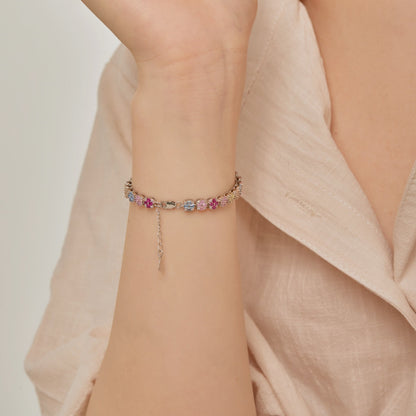 [Everoly JW] Zartes, farbenfrohes Armband im Smaragdschliff