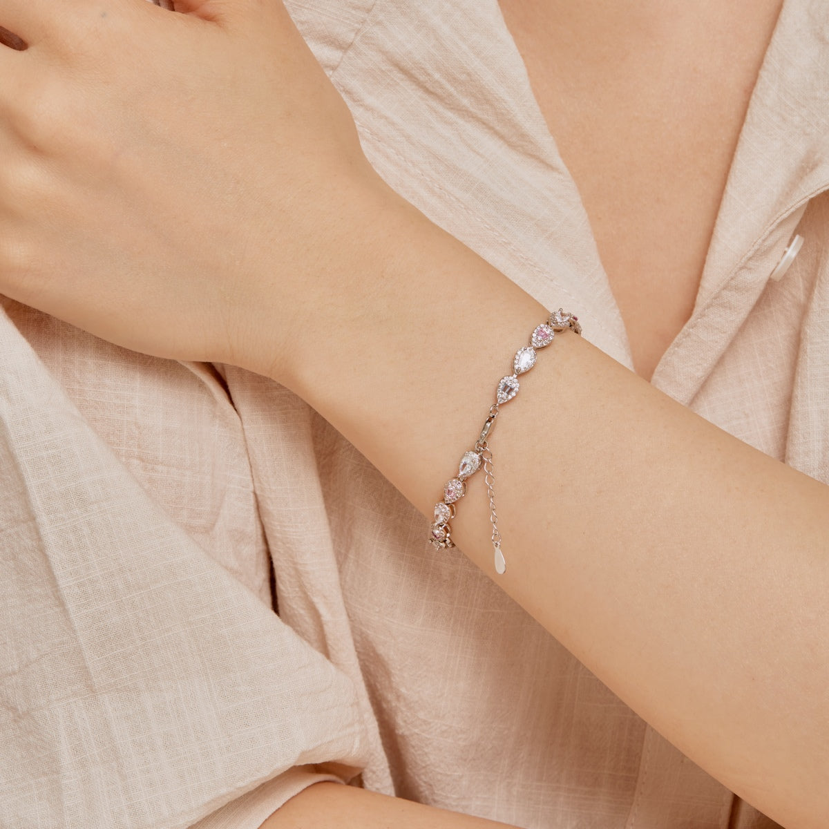 [Everoly JW]0,25 Karat strahlendes Wassertropfen-Armband für den Alltag