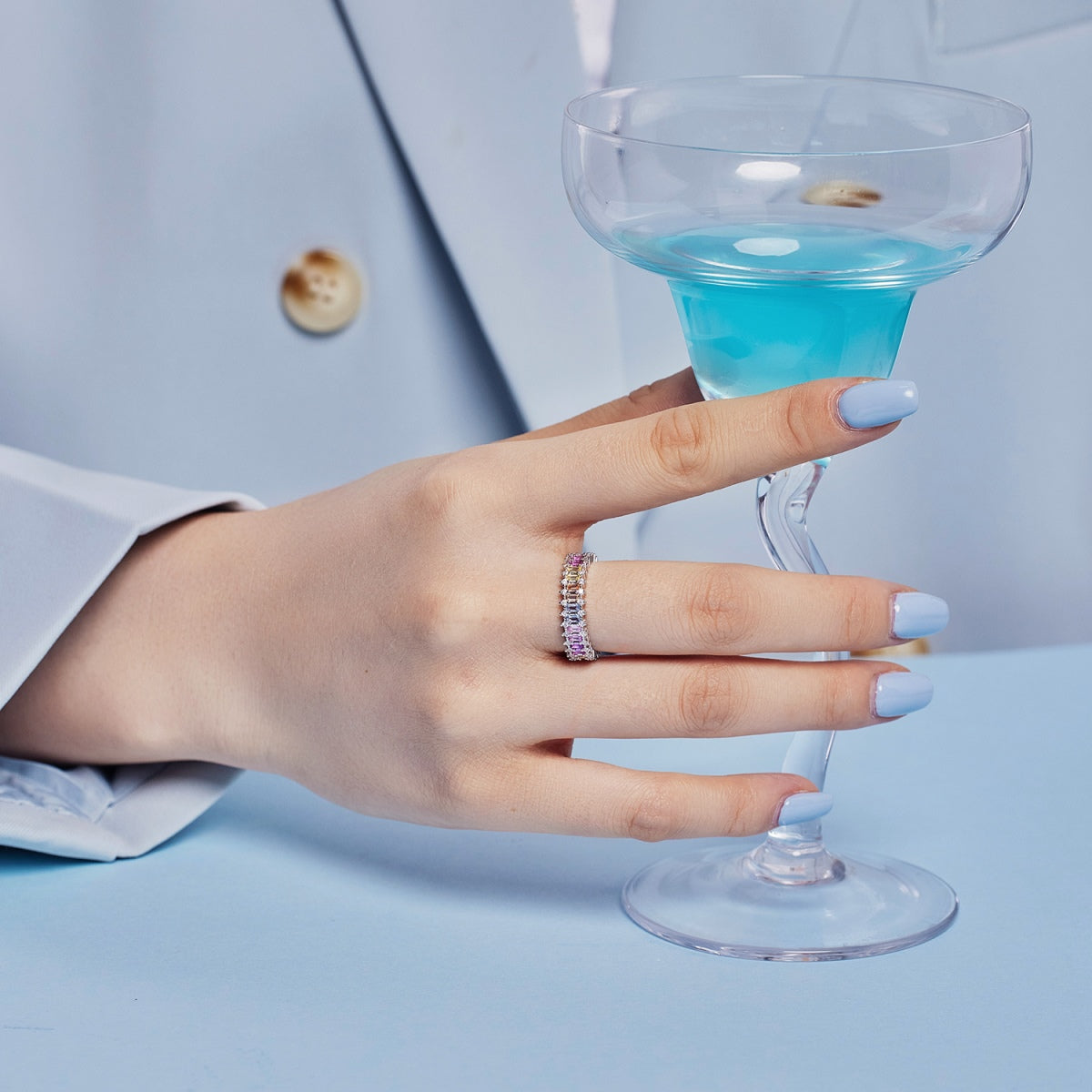 [Everoly JW]Splashy Ornate Emerald Cut Cocktail Ring