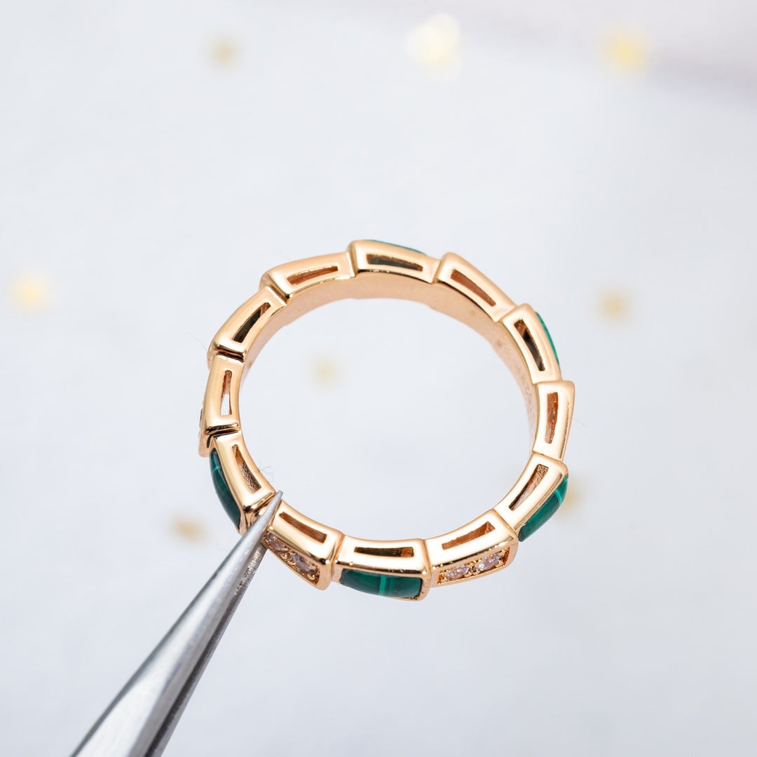 [Elitejewels]SERPENTI リング ピンクゴールド マラカイト ダイヤモンド 3MM