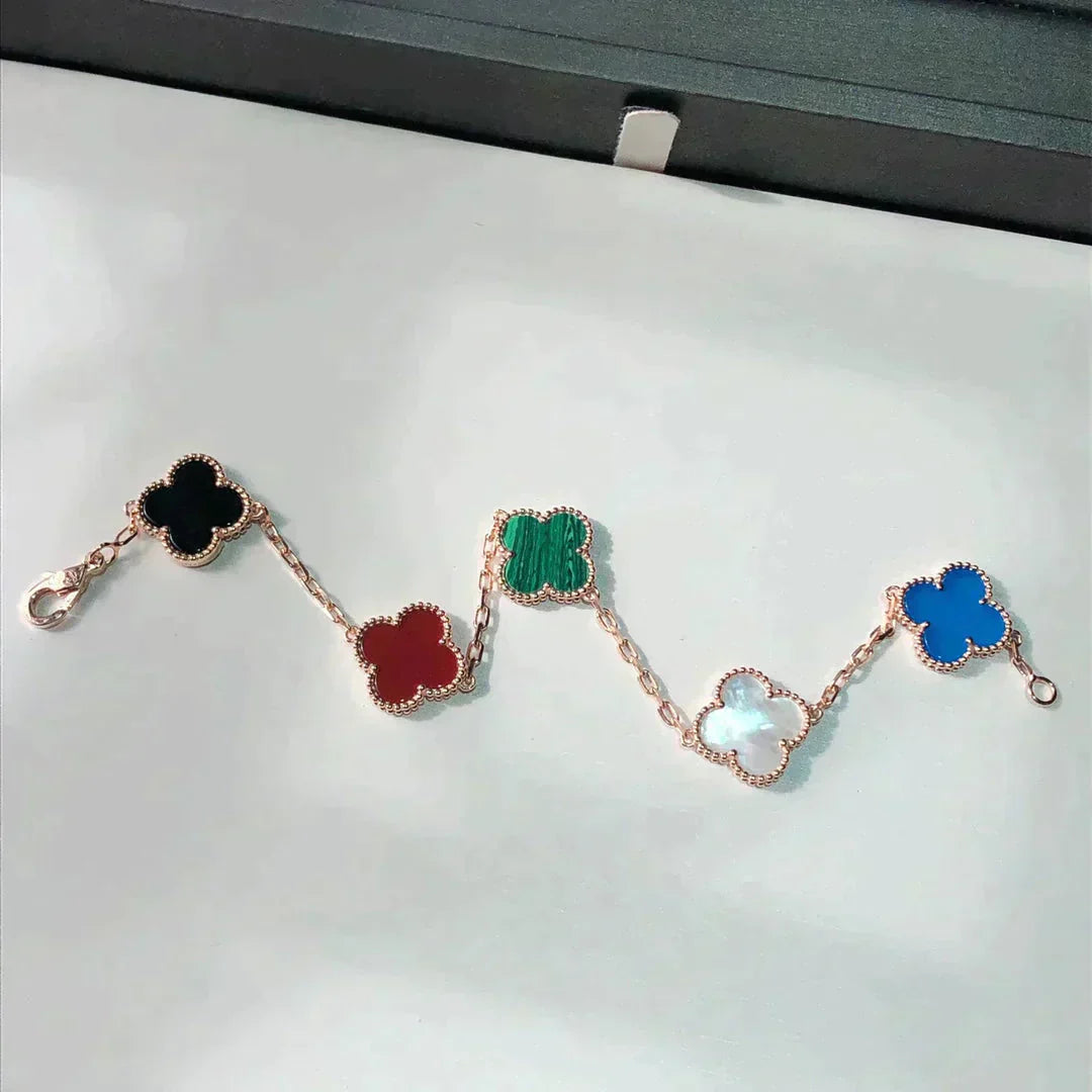 [Elitejewels]クローバー 5モチーフ マルチカラーブレスレット