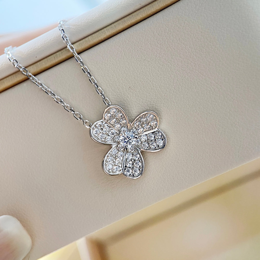 [Everoly JW]CLOVER DIAMANT HALSKETTE SILBER
