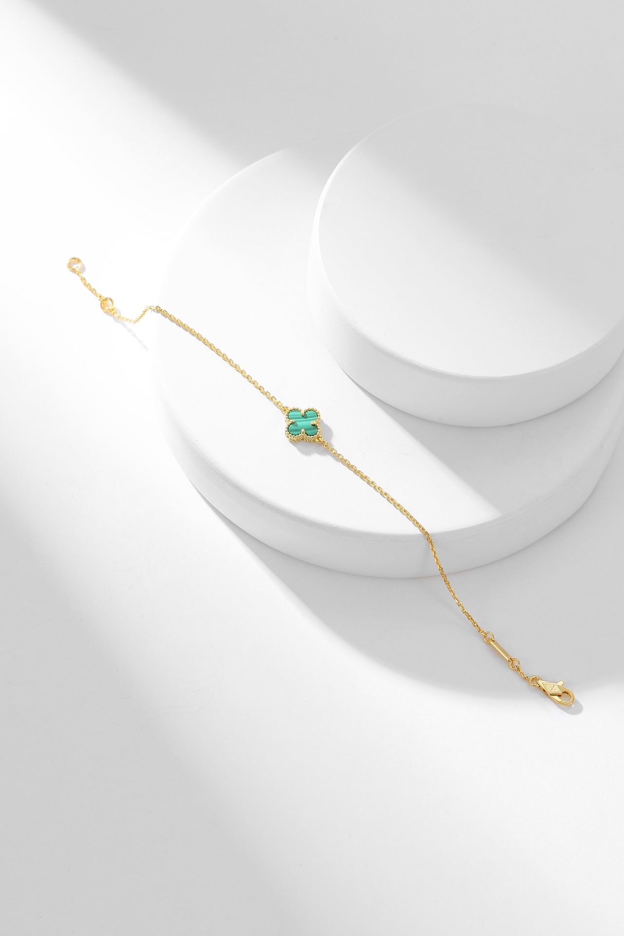 [Everoly JW]CLOVER ARMBAND MALACHIT 1 MOTIV