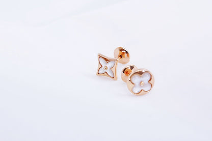 [Everoly JW]Ohrstecker mit Stern und Sonne in Roségold