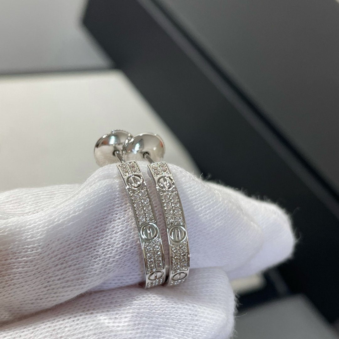 [Elitejewels]LOVE DIAMOND SILVER HOOP EARRINGS