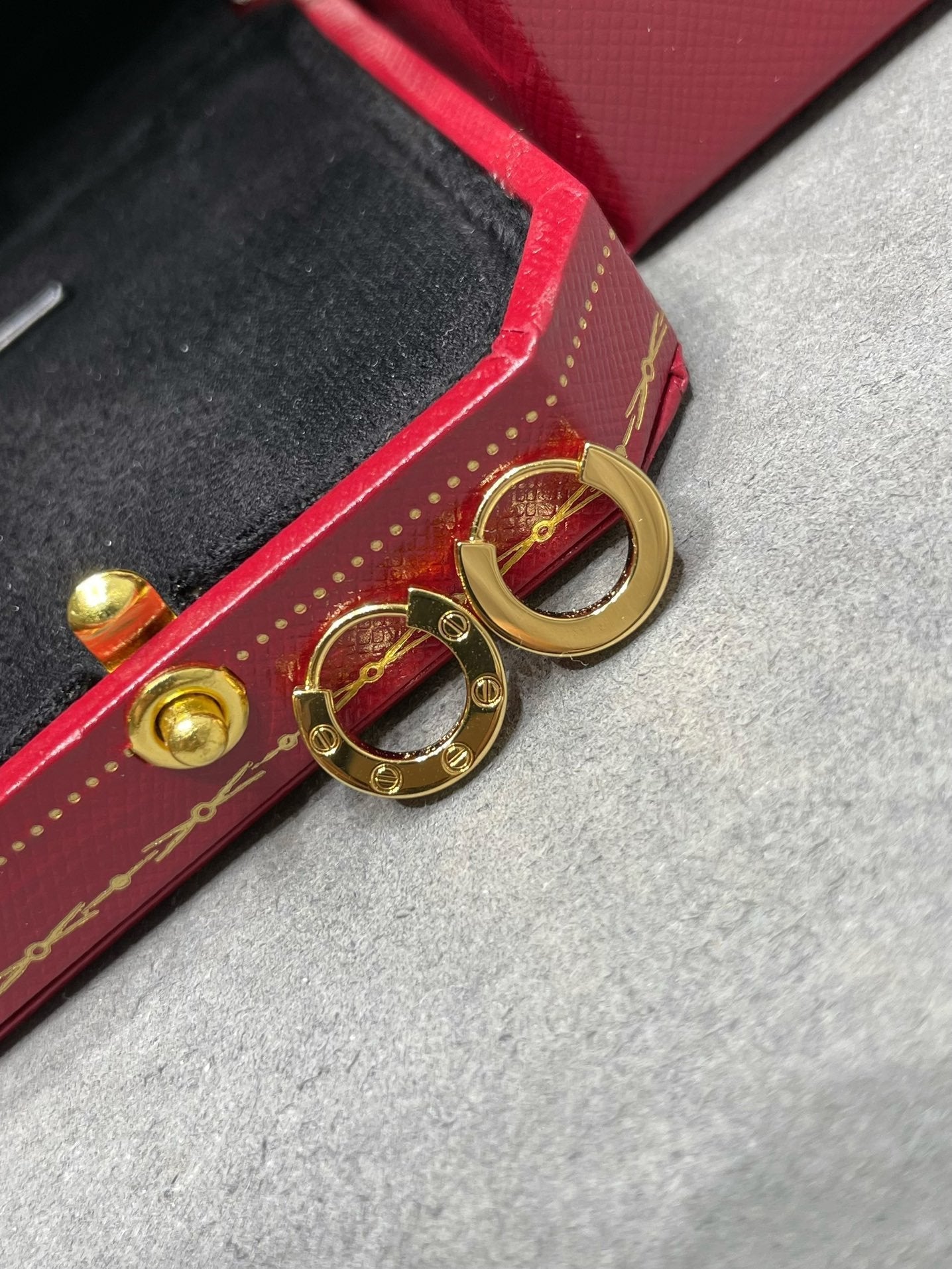 [Everoly JW]LOVE MINI OHRRINGE