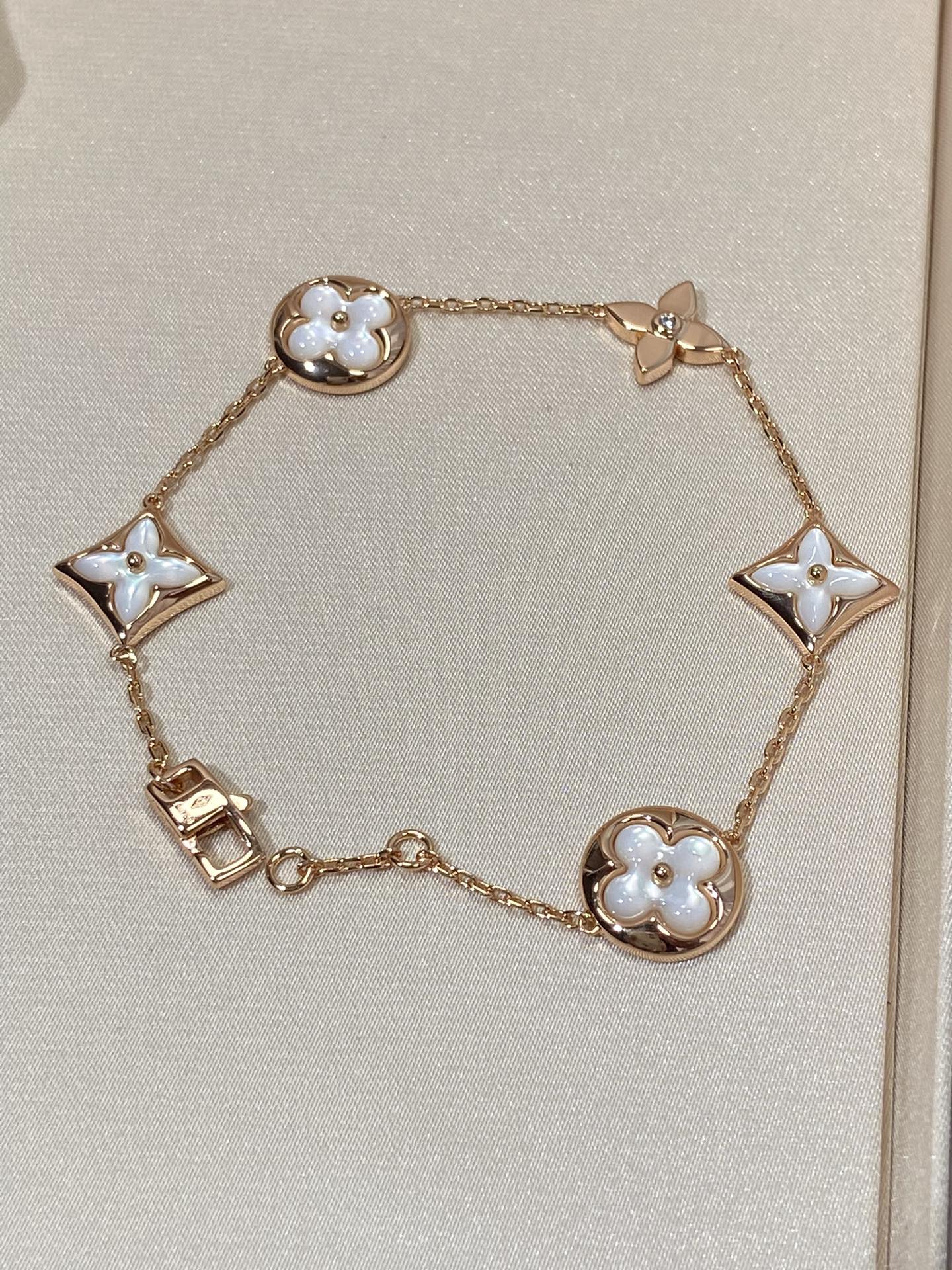 [Everoly JW] Armband mit Stern- und Sonnenmotiv, 5 Mops, Roségold