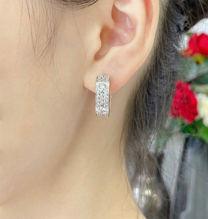 [Elitejewels]LOVE 5.5MM DIAMOND PAVED EARRINGS