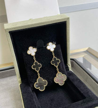 [Elitejewels]CLOVER 3 MOTIF MOP ONYX DARK MOP PINK GOLD EARRINGS