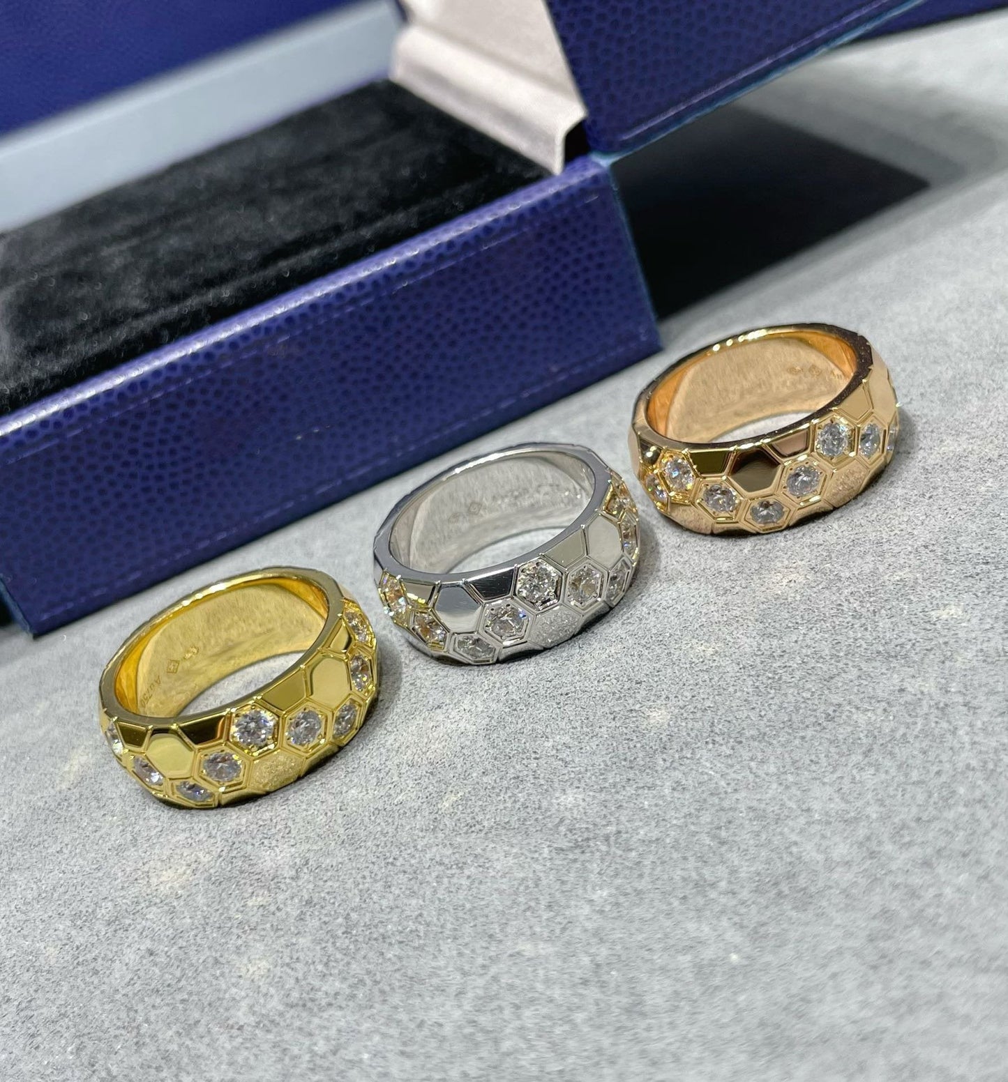 [Everoly JW] BEE LOVE DIAMANT GROSSER RING 