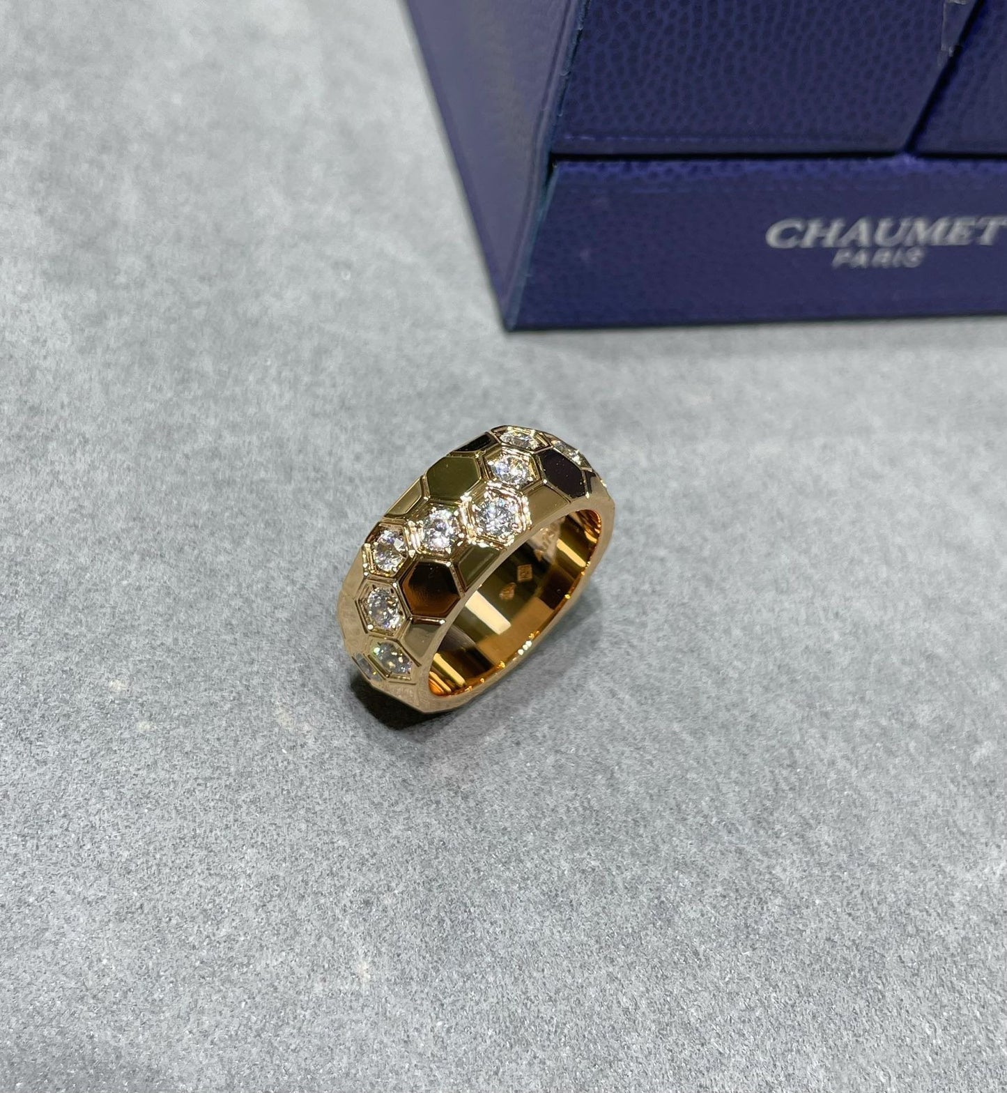 [Everoly JW] BEE LOVE DIAMANT GROSSER RING 