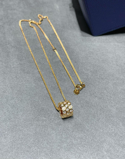 [Everoly JW] BEE LOVE 3-REIHIGE HALSKETTE MIT DIAMANTEN 