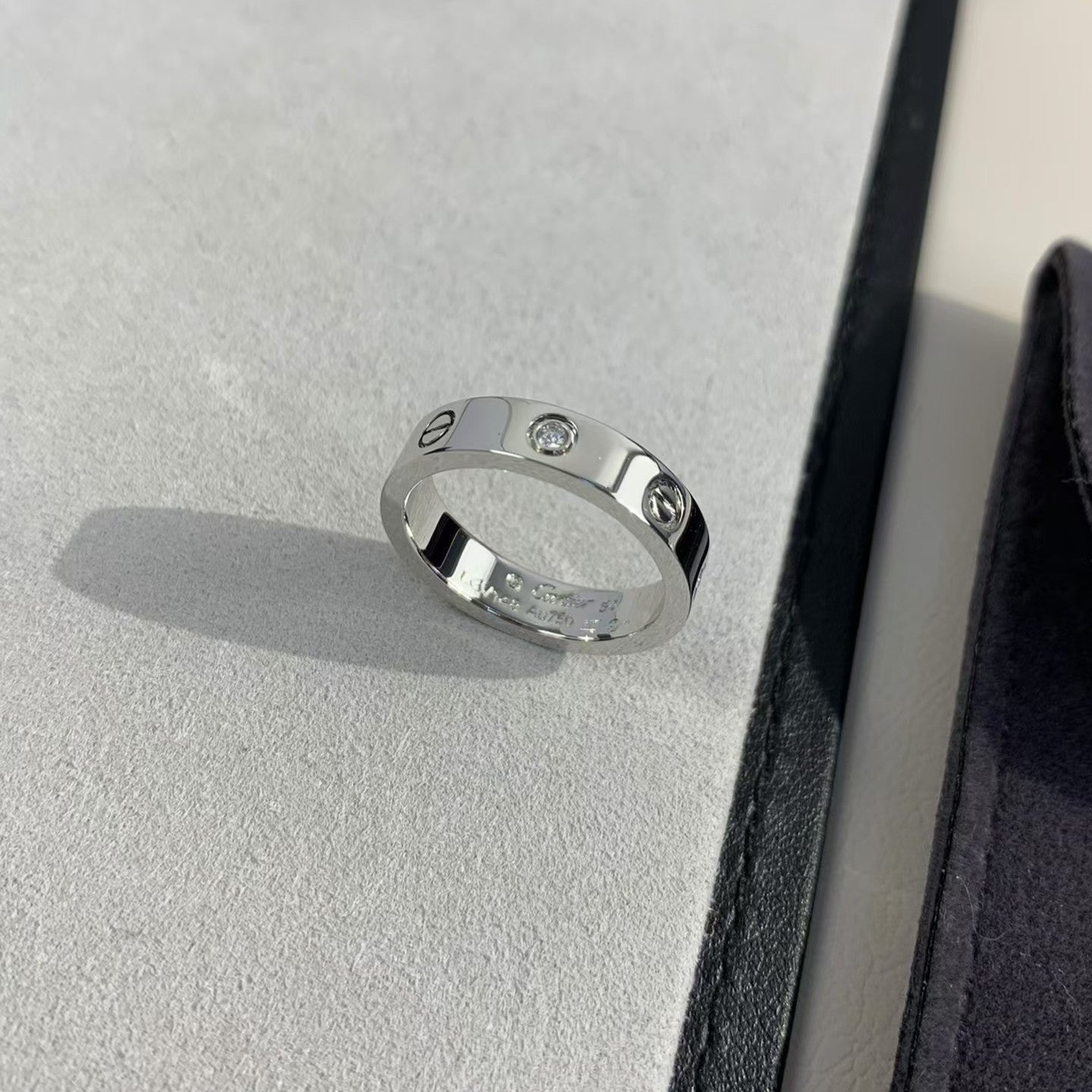 [エバリー JW]ラブリング 4mm ダイヤモンド1個 シルバー