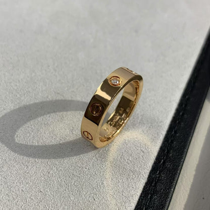 [Everoly JW] Liebesring 4mm 1 Diamant Roségold