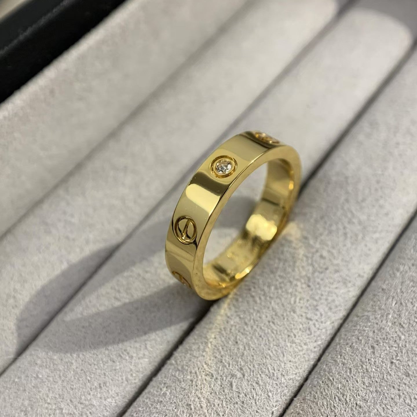 [Everoly JW]Liebesring 4mm 1 Diamant Gold