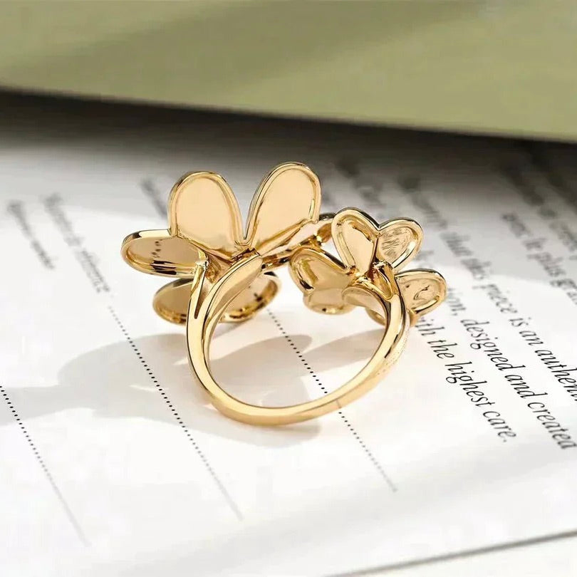 [Elitejewels]CLOVER COMOS GOLD DIAMOND RING