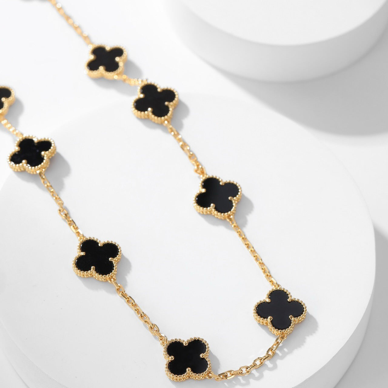 [Elitejewels]CLOVER 10 MOTIFS ONYX NECKLACE