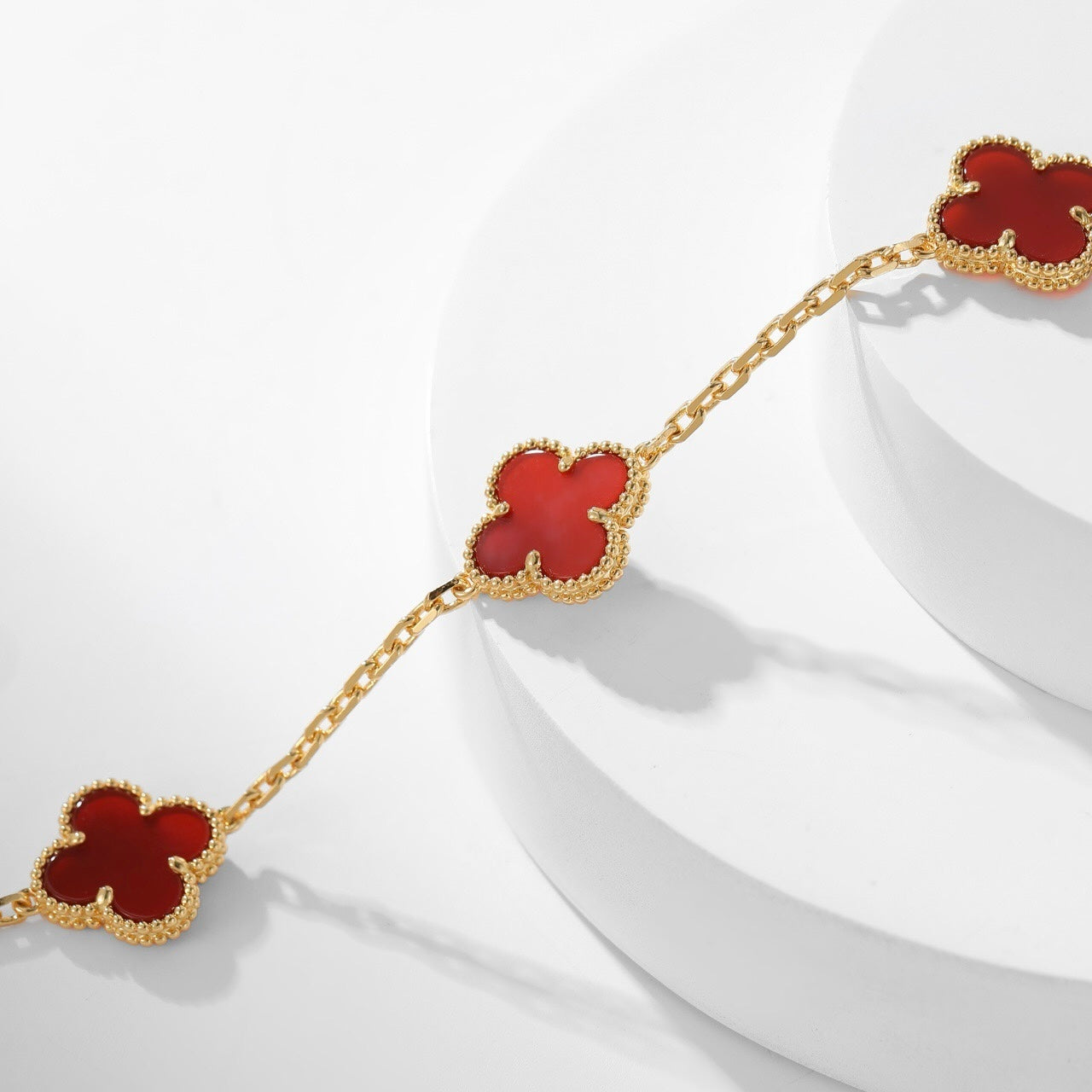 [Elitejewels]CLOVER 10 MOTIFS CARNELIAN NECKLACE