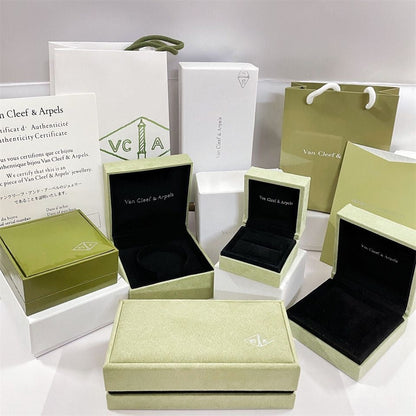 [Everoly JW]VA CLOVER BRACELET NECKLACE RING BOX GIFT BAG