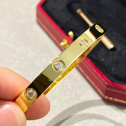 [エバリー JW]ラブブレスレット 6.1mm 10ダイヤモンド