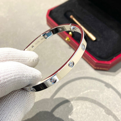 [エバリー JW]ラブブレスレット 6.1mm 10ダイヤモンド