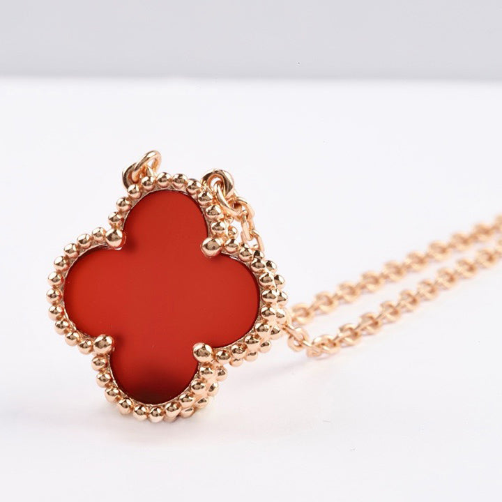 [Elitejewels]CLOVER 15MM CARNELIAN SINGLE FLOWER NECKLACE