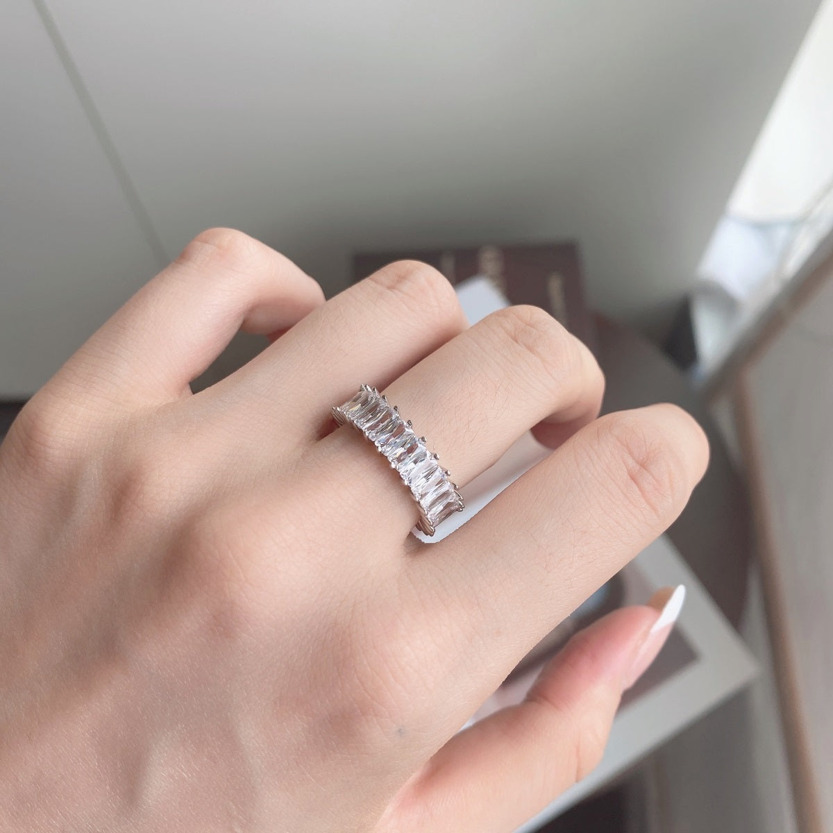 [Everoly JW]Einzigartiger farbenfroher Ring im Radiantschliff