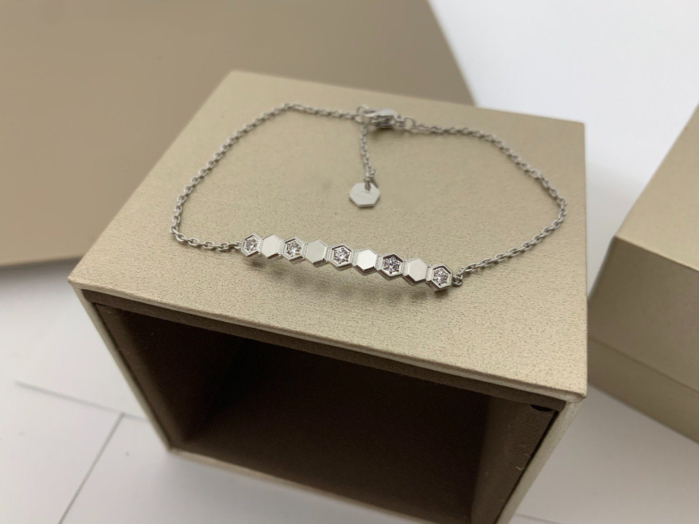 [Everoly JW]BEE LOVE BRACELET DIAMOND