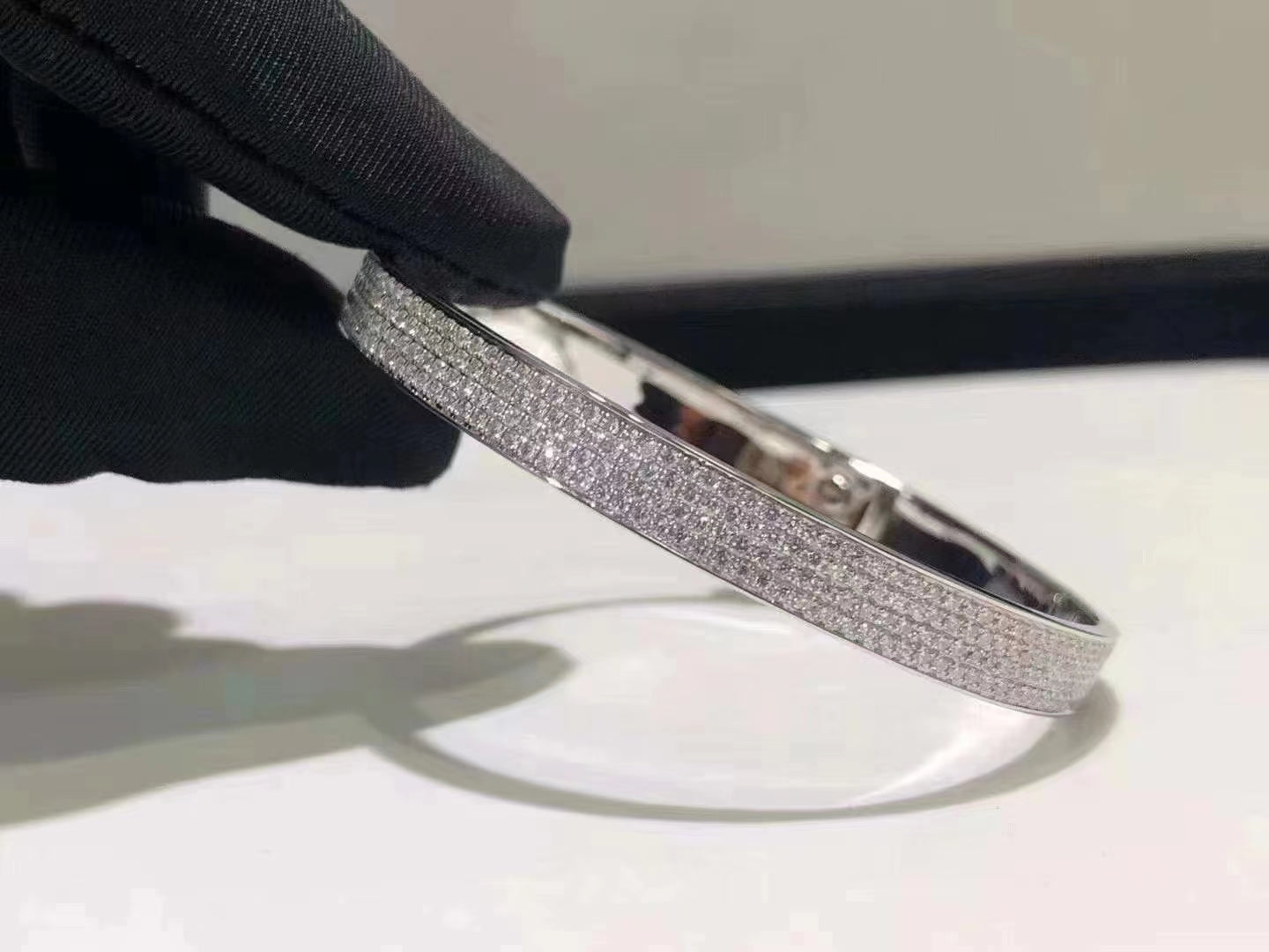 [Elitejewels]HM KELLY BRACELET IN SILVER AND FULL PAVE DIAMOND