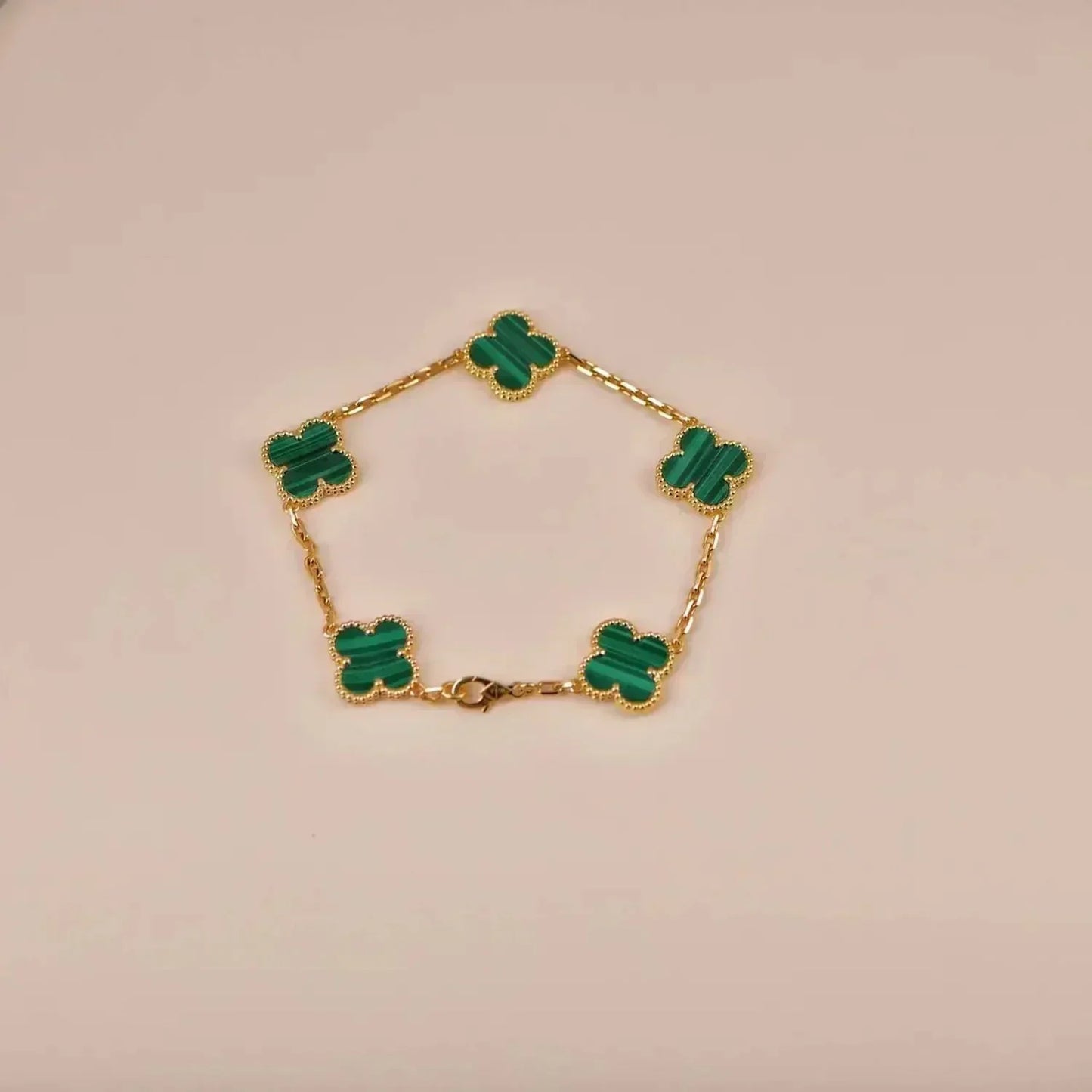 [Elitejewels]CLOVER 5 MOTIFS MALACHITE BRACELET