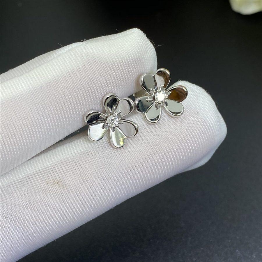 [Elitejewels]FRIVOLE MINI SILVER FLOWER EARRINGS